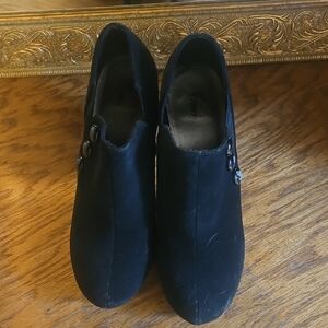 FIONI Clothing Black Ankle Booties